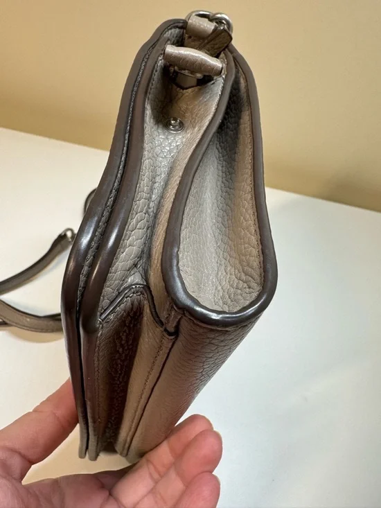 Tory Burch Britton Adjustable Shoulder/Crossbody in French Gray - EUC - Picture 9 of 13